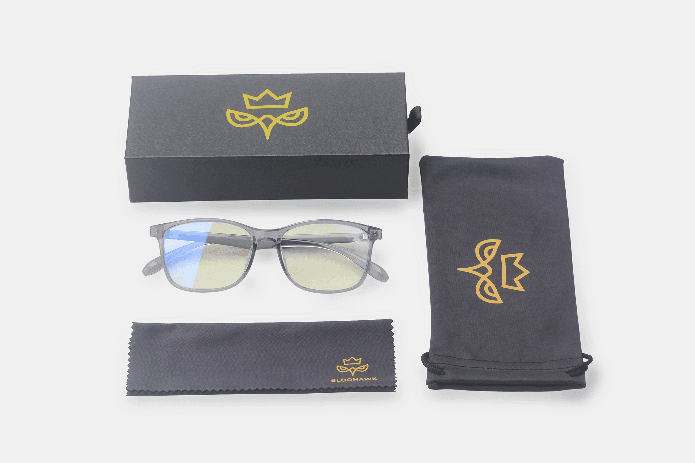 Contenido del pack Bloohawk: gafas, funda y paño de microfibra